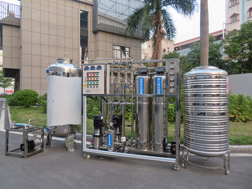一類(lèi)二類(lèi)醫(yī)療器械用無(wú)菌雙級(jí)RO純化水設(shè)備_250L/H全自動(dòng)純化水系統(tǒng)