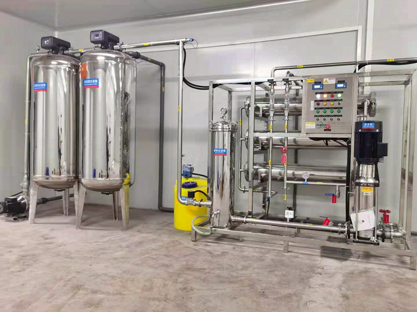 3T/H全自動(dòng)反滲透純水機(jī)純凈水不銹鋼304材質(zhì)無(wú)菌水箱